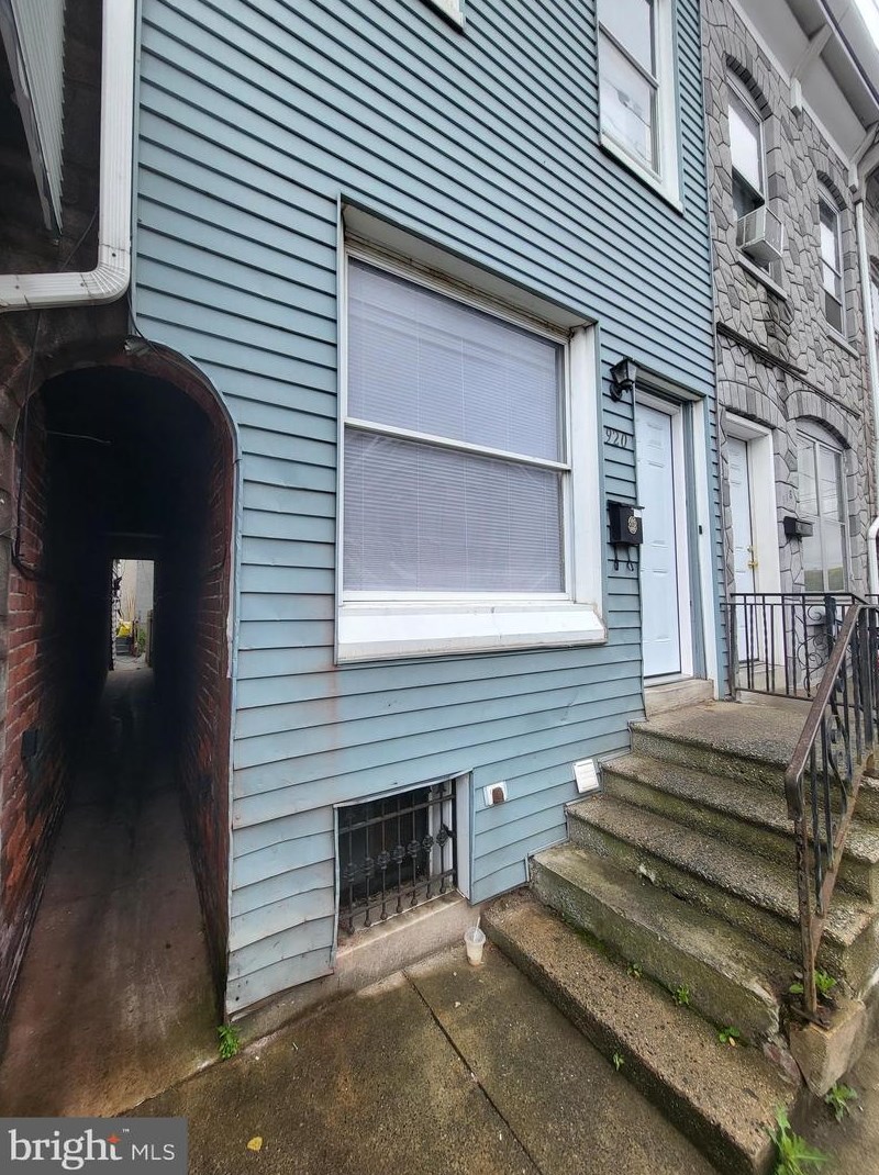 920 Perry St, Reading, PA 19604