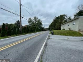 38 W Neversink Rd, Reading, PA 19606