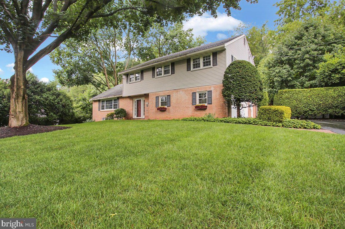 1913 Lincoln Ave, Reading, PA 19610-2603