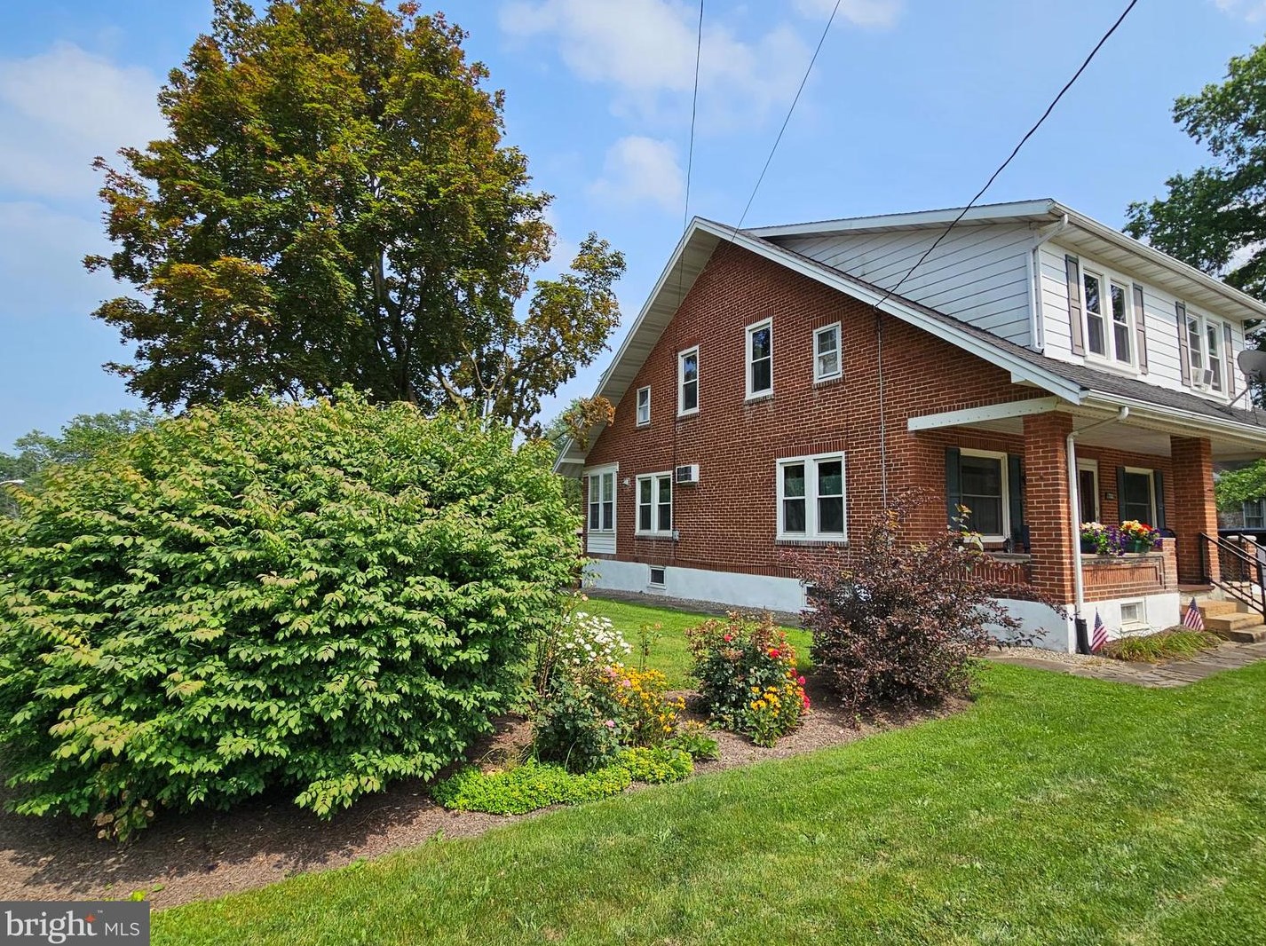 1702 Main St, Bechtelsville, PA 19505-9452