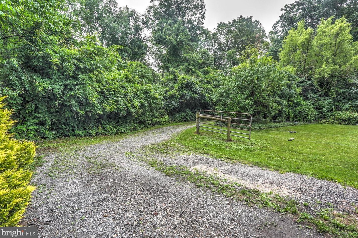 1260 Maple Grv Rd, Hummels Store PA 19540-8845 exterior