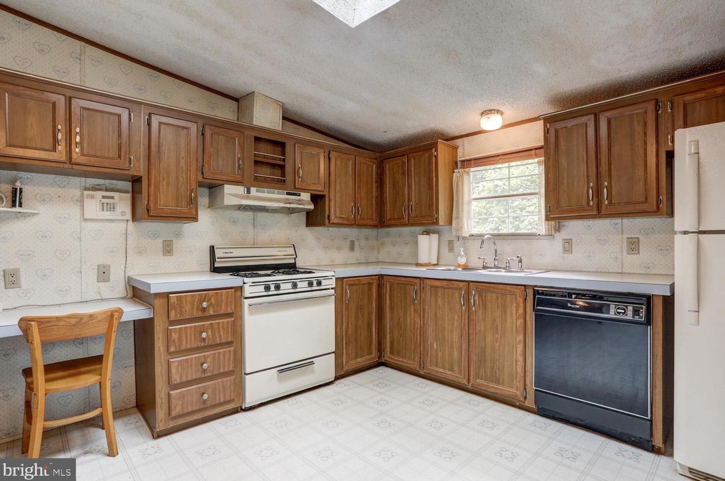 1260 Maple Grv Rd, Hummels Store PA 19540-8845 exterior