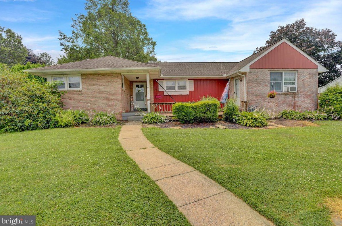 30 Wernersville Blvd, Wernersville, PA 19565