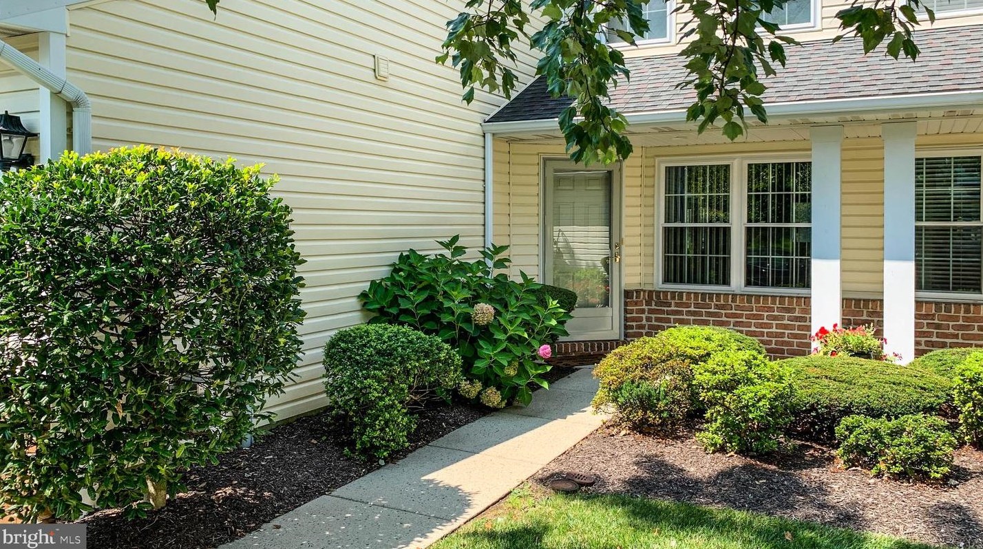 114 Hickory Ln, Reading PA  19610-1053 exterior