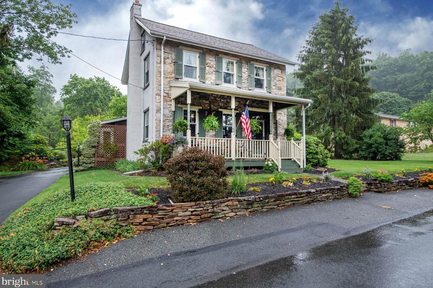 13 Sycamore Rd, Dale, PA 19504