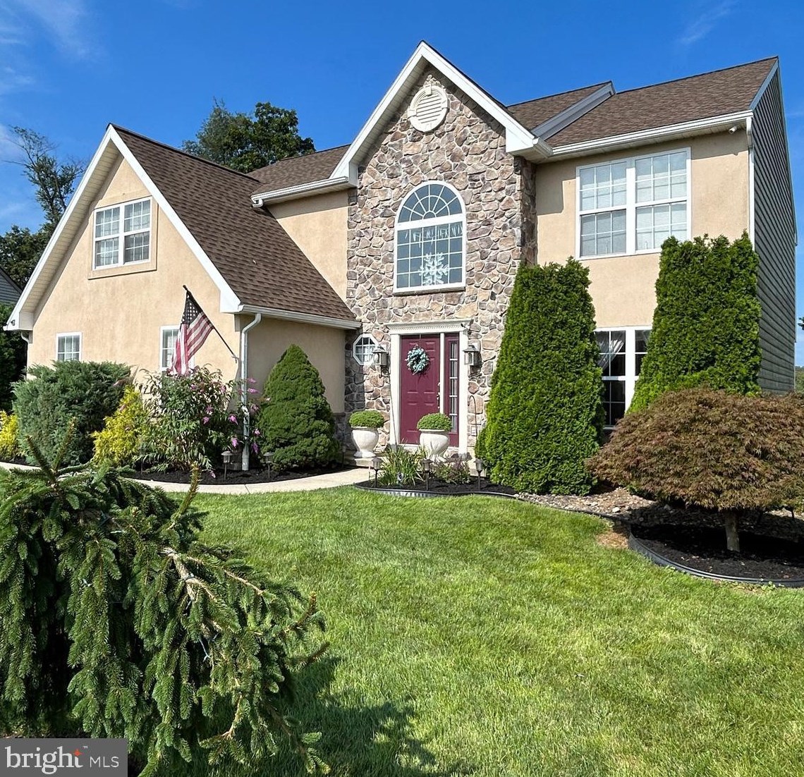 1004 Eddystone Ct, Reading, PA 19605-3296