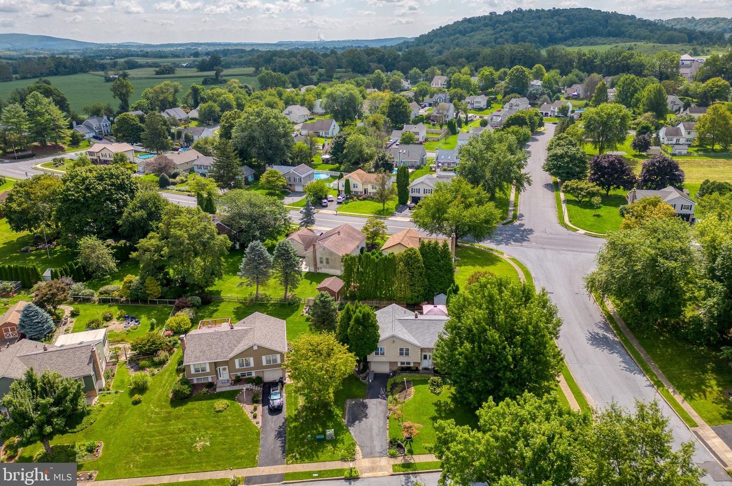 4837 Partridge Dr, Reading, PA 19606-2456