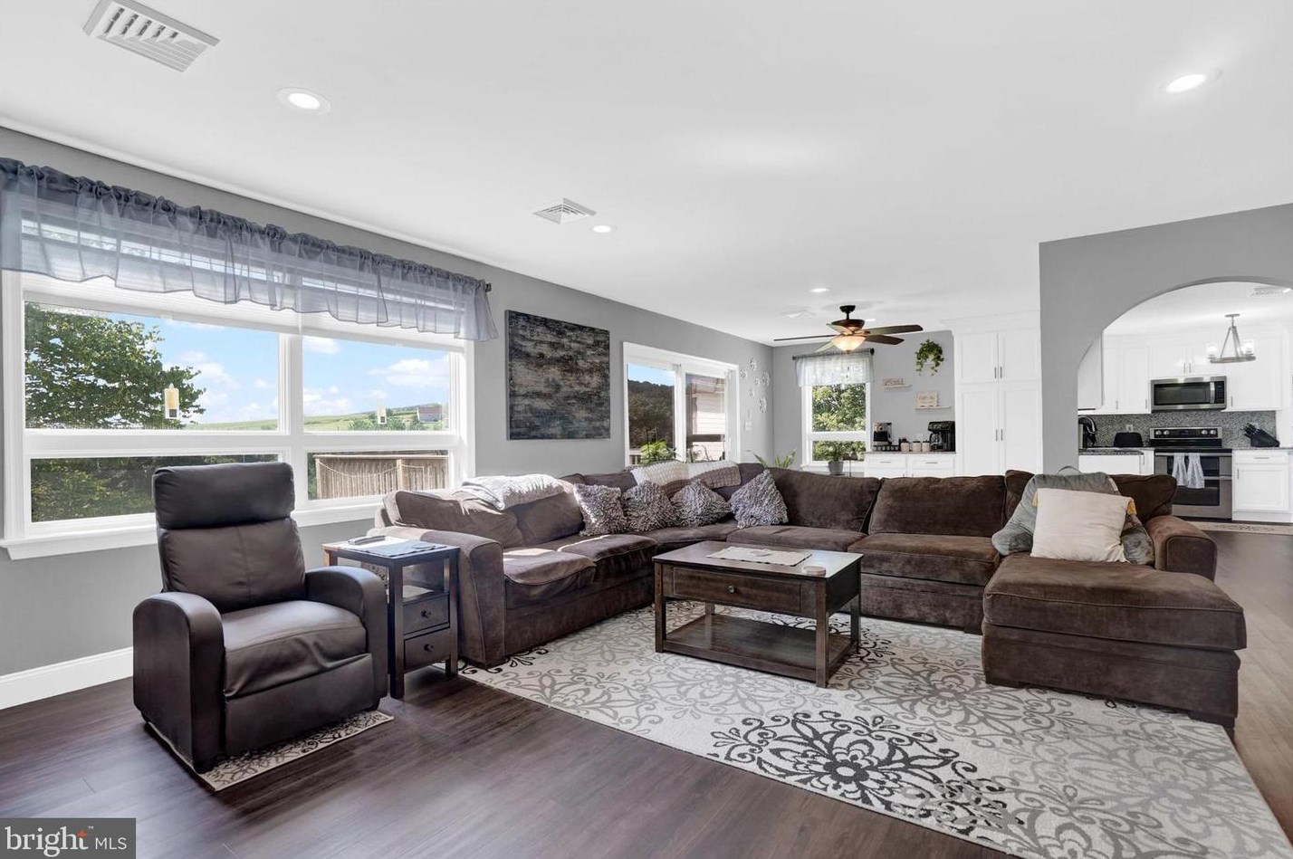 201 Hook Rd, Centre, PA 19541