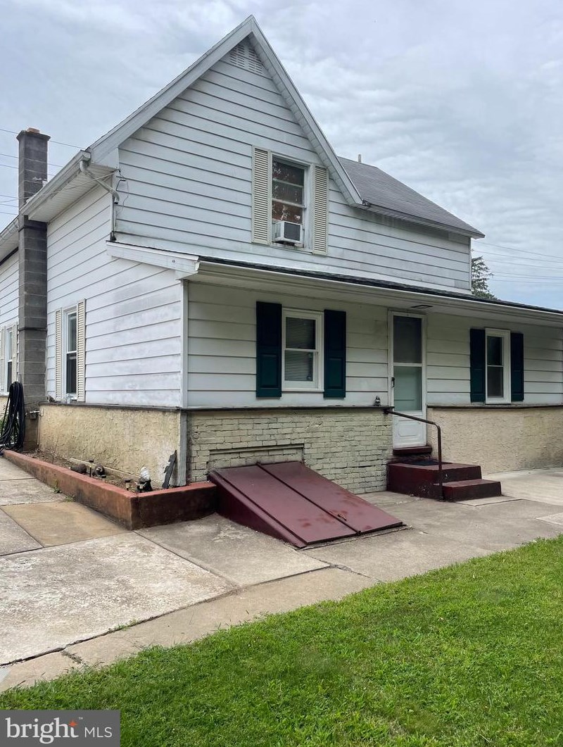 210 E Wyomissing Ave, Hummels Store, PA 19540