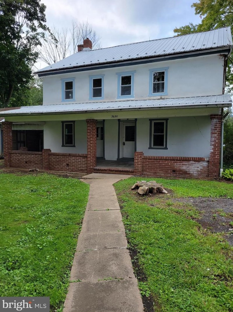 3650 Seisholtzville Rd, Dale, PA 19504
