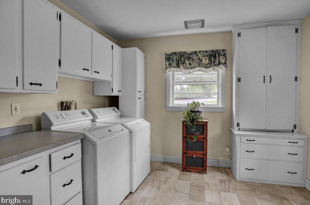 5500 Fairway Dr, Reading PA  19606-3659 exterior