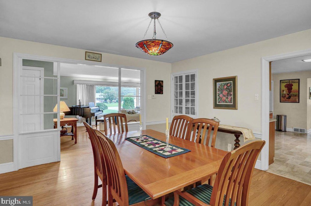 5500 Fairway Dr, Reading PA  19606-3659 exterior