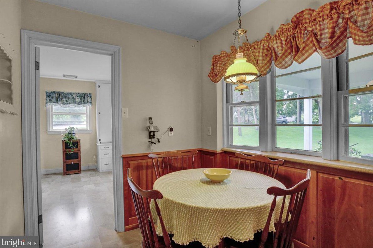 5500 Fairway Dr, Reading PA  19606-3659 exterior