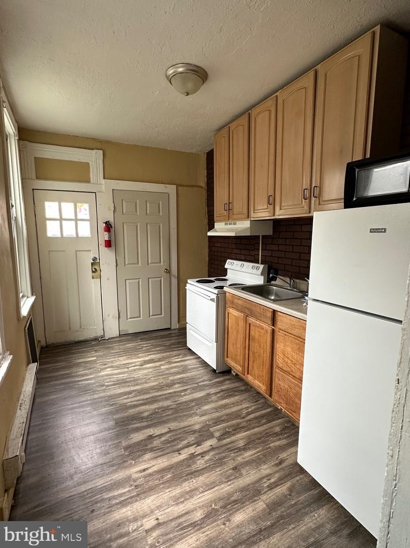 532 Johnson St, Reading PA  19601-2618 exterior