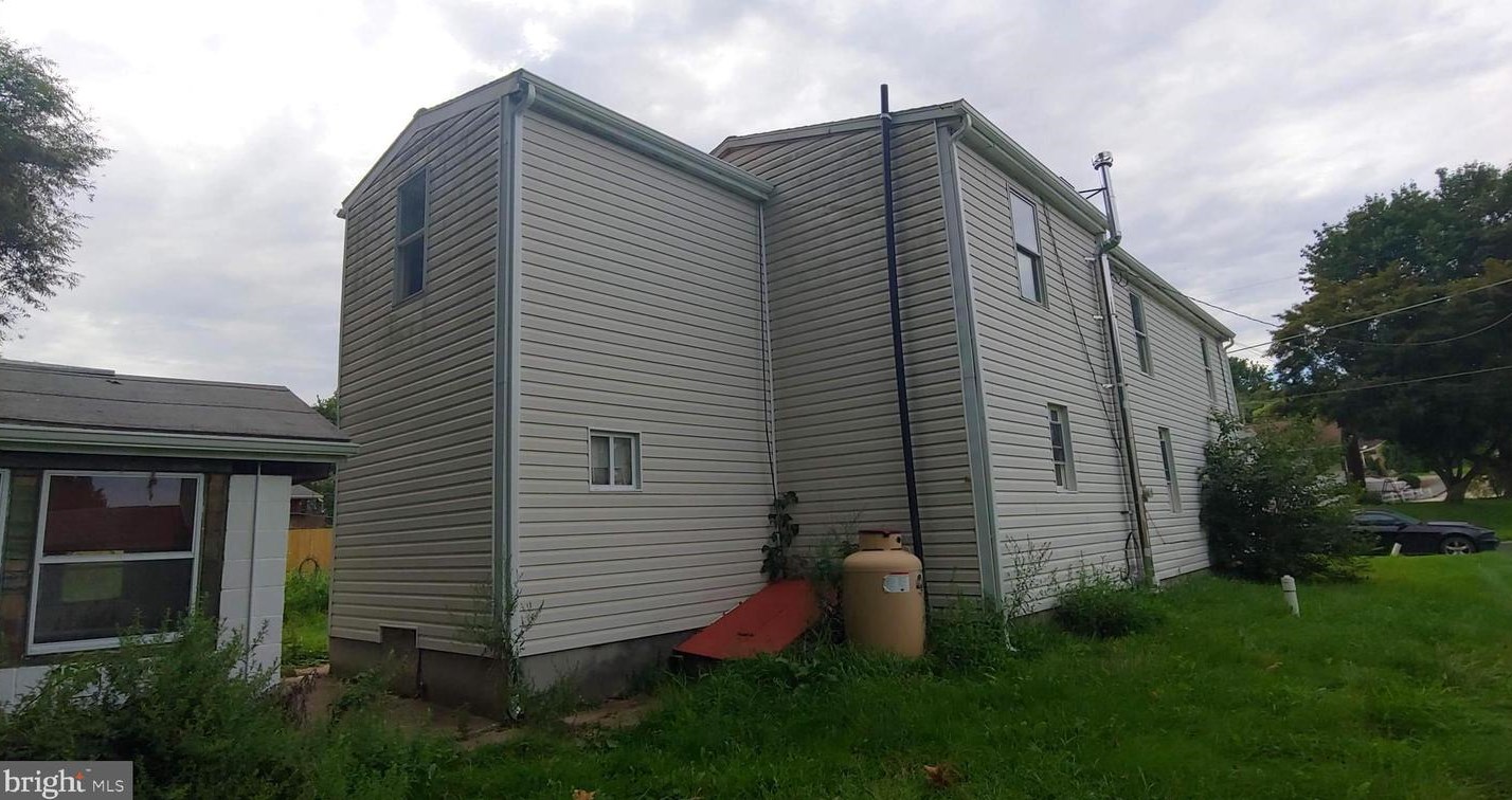 1335 Rising Sun Ave, Spring Valley, PA 19560