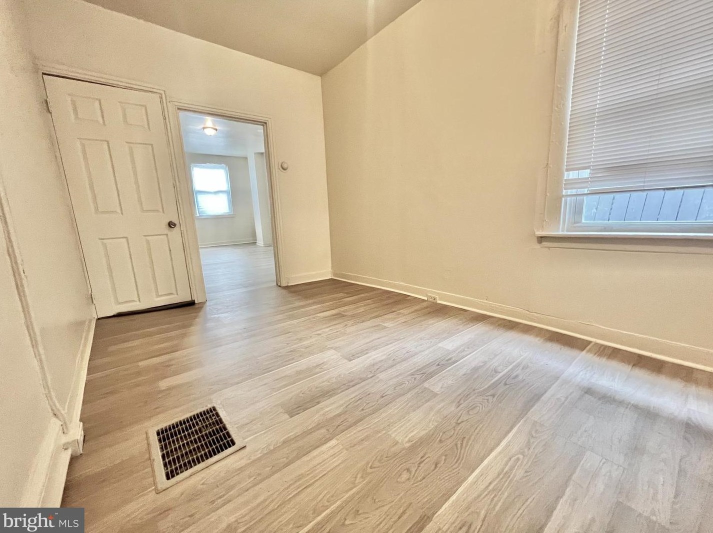 620 Maple St, Reading PA 19602-2561 exterior