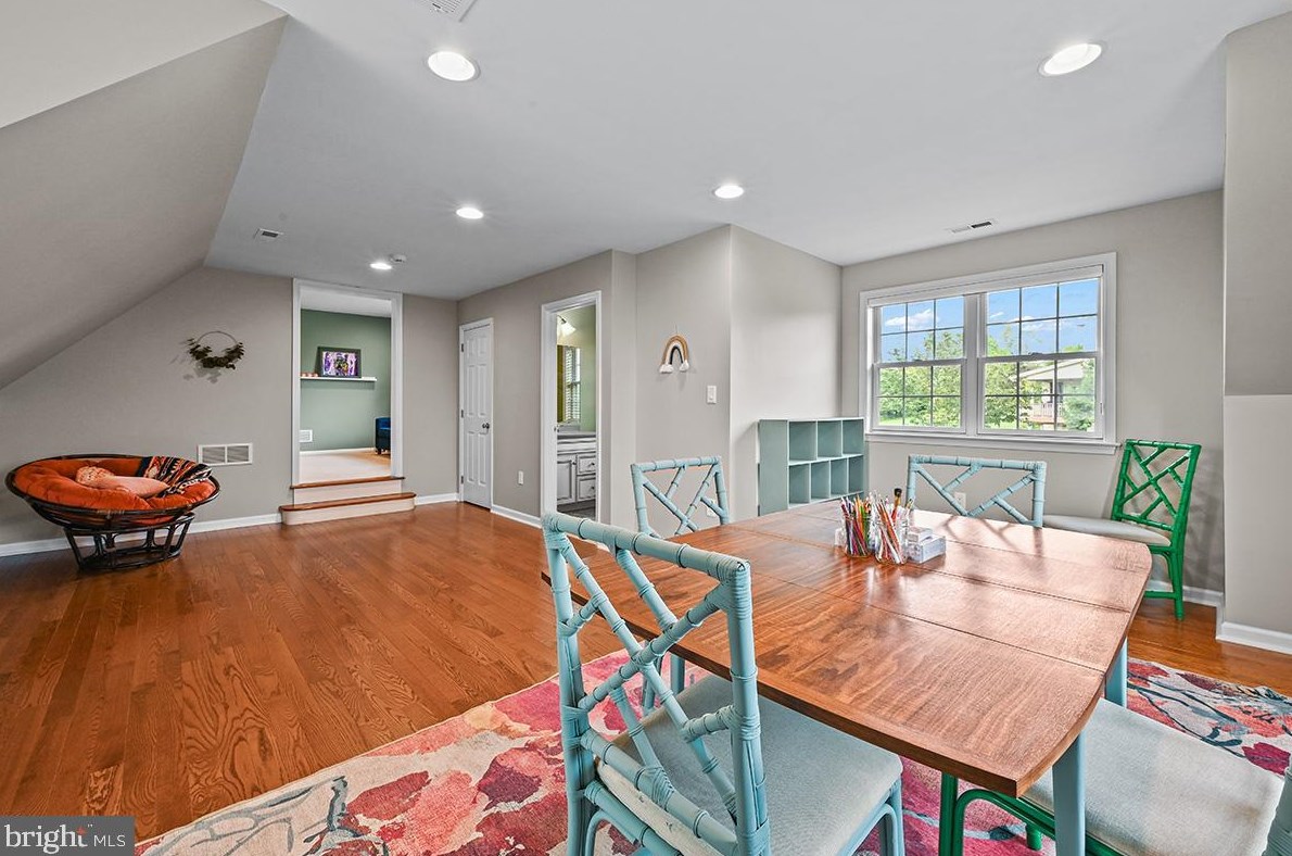 157 Meadow View Dr, Reading PA  19605-9614 exterior