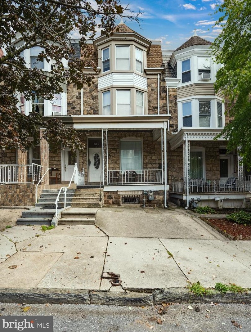 821 2nd St, Reading, PA 19601-2501
