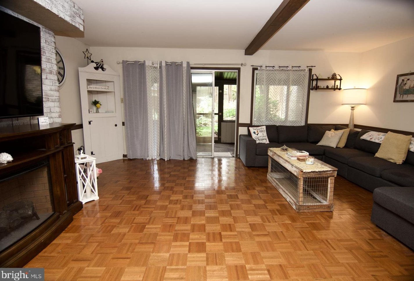 62 Wood Cir, Reading PA  19607-3311 exterior