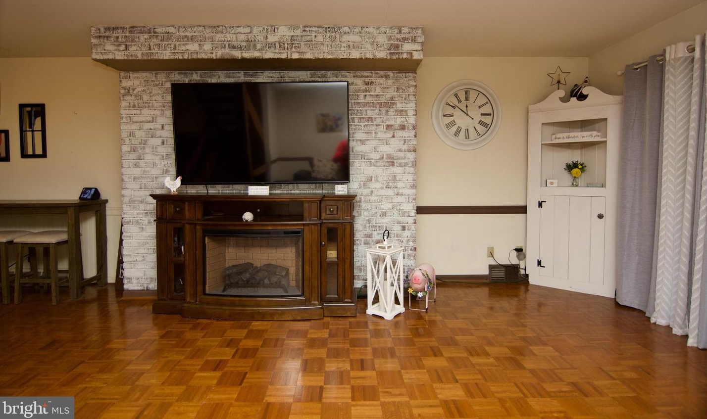 62 Wood Cir, Reading PA  19607-3311 exterior