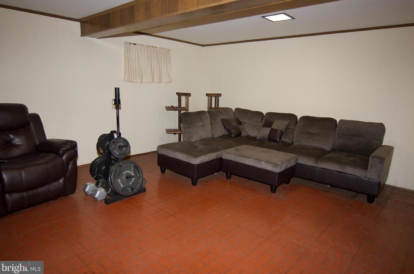 62 Wood Cir, Reading PA  19607-3311 exterior