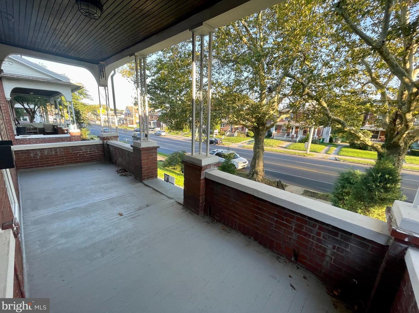 2415 Penn Ave, Reading PA  19609-1653 exterior