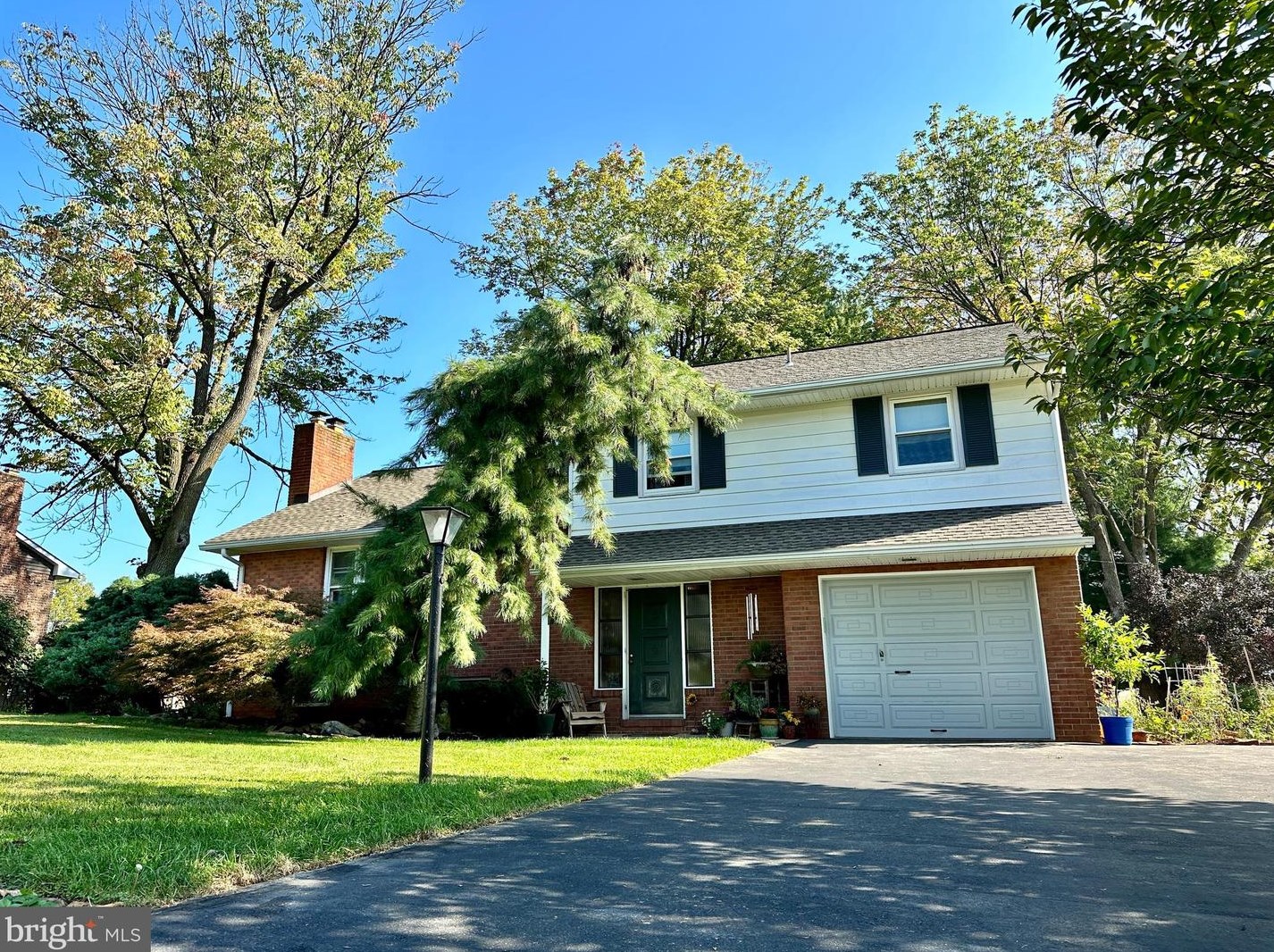 3431 Eisenhower Ave, Reading, PA 19605-1546