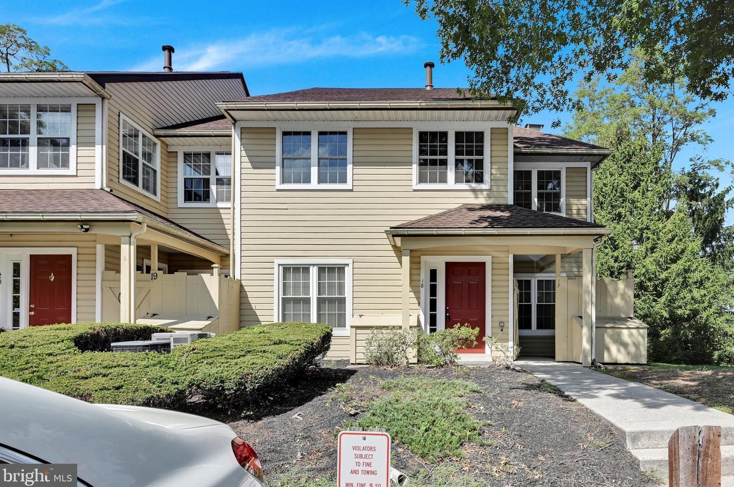 18 Tanglewood Dr, Reading, PA 19607-3364