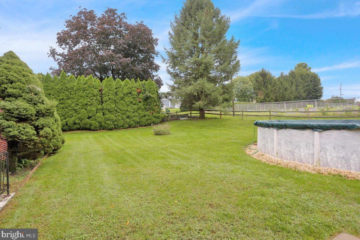 1207 Broadway Blvd, Reading PA  19607-1707 exterior