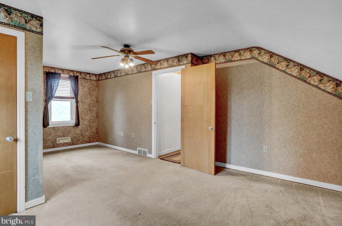 1207 Broadway Blvd, Reading PA  19607-1707 exterior