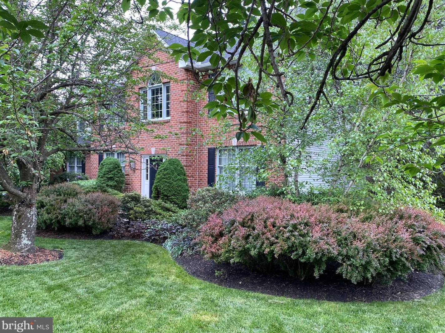 103 Coventry Ln, Reading, PA 19610-1049
