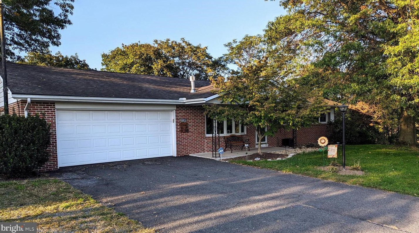 1640 Hex Hwy, Moselem, PA 19526