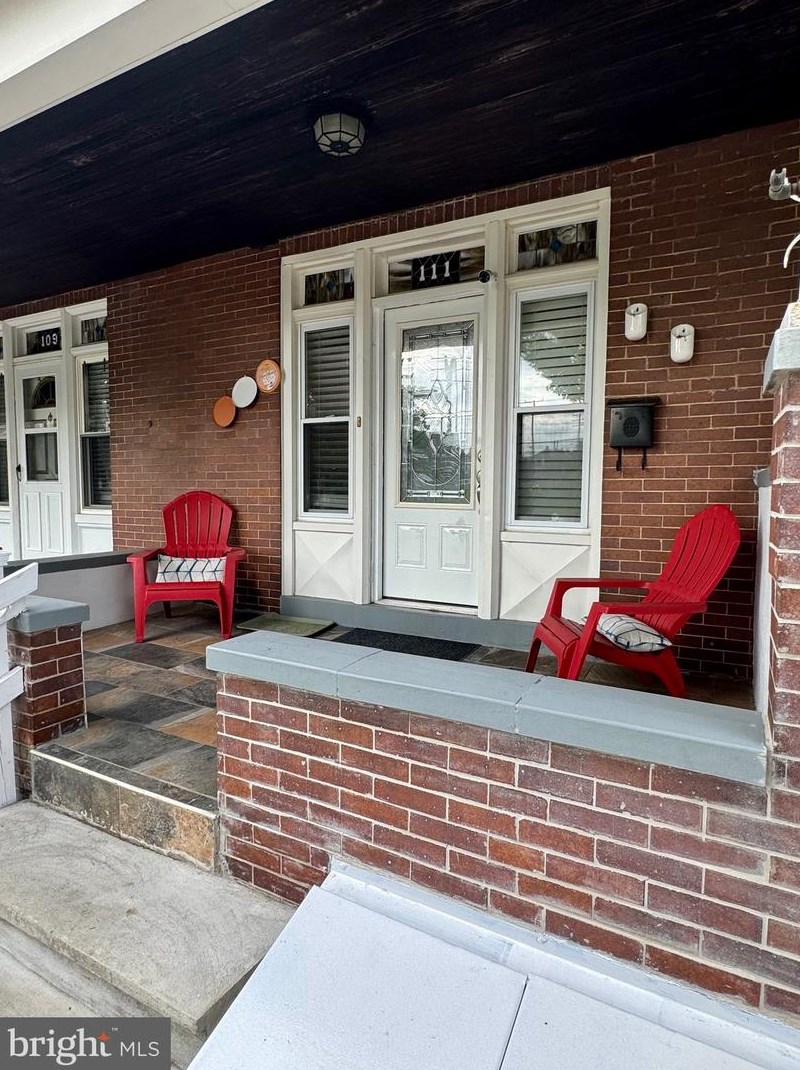 111 Amity St, Reading, PA 19601-1407