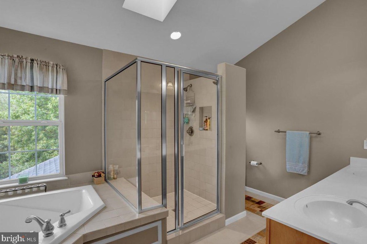 421 Middlecreek Dr, Basket PA  19547-8793 exterior