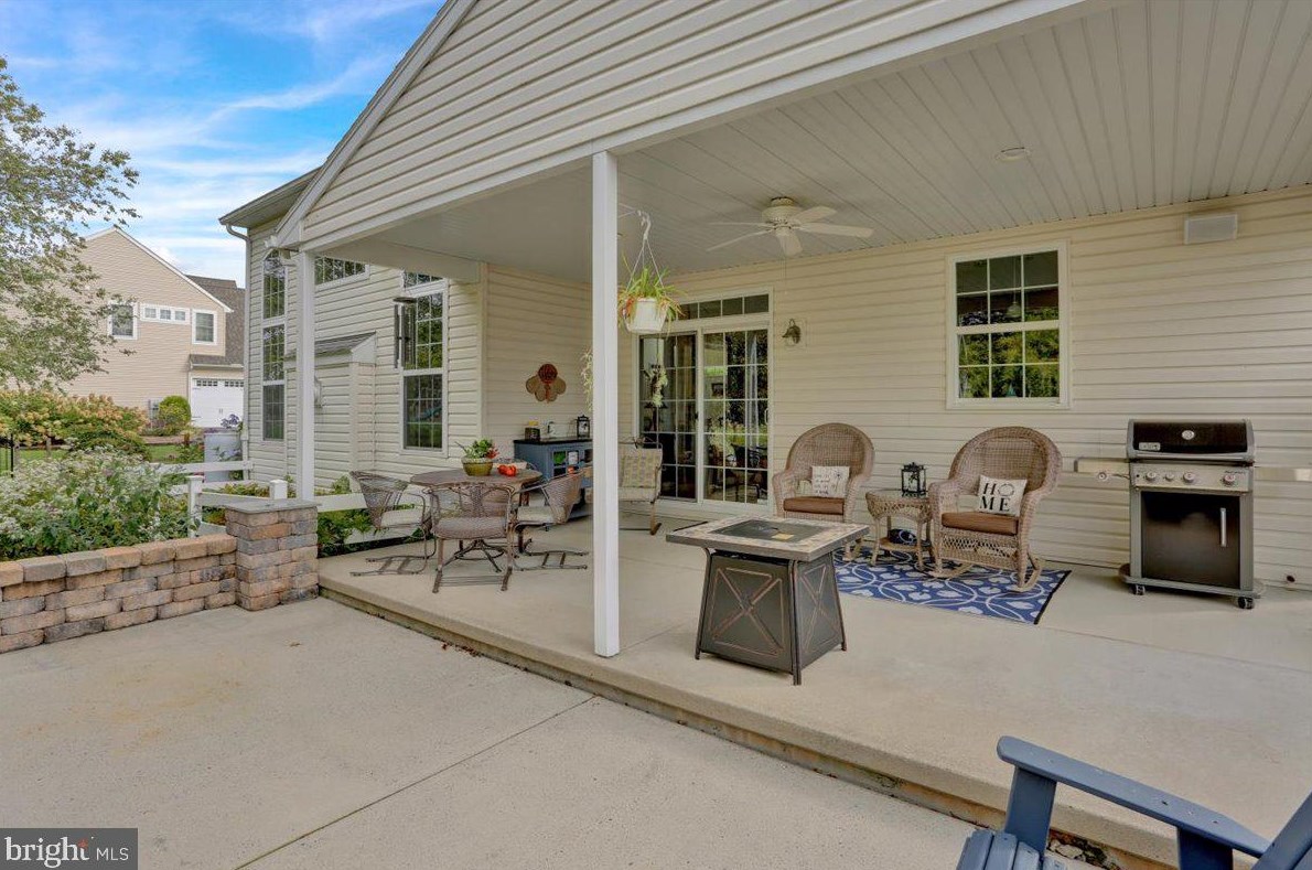 421 Middlecreek Dr, Basket PA  19547-8793 exterior