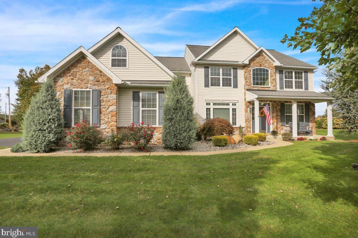 421 Middlecreek Dr, Basket PA  19547-8793 exterior