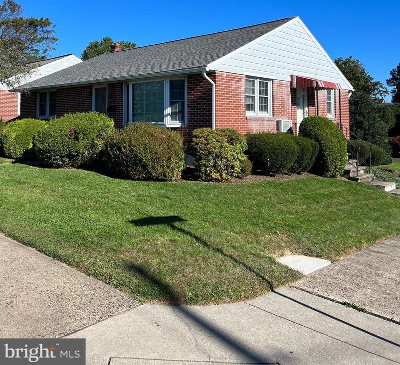 431 E 2nd St, Spangsville, PA 19512