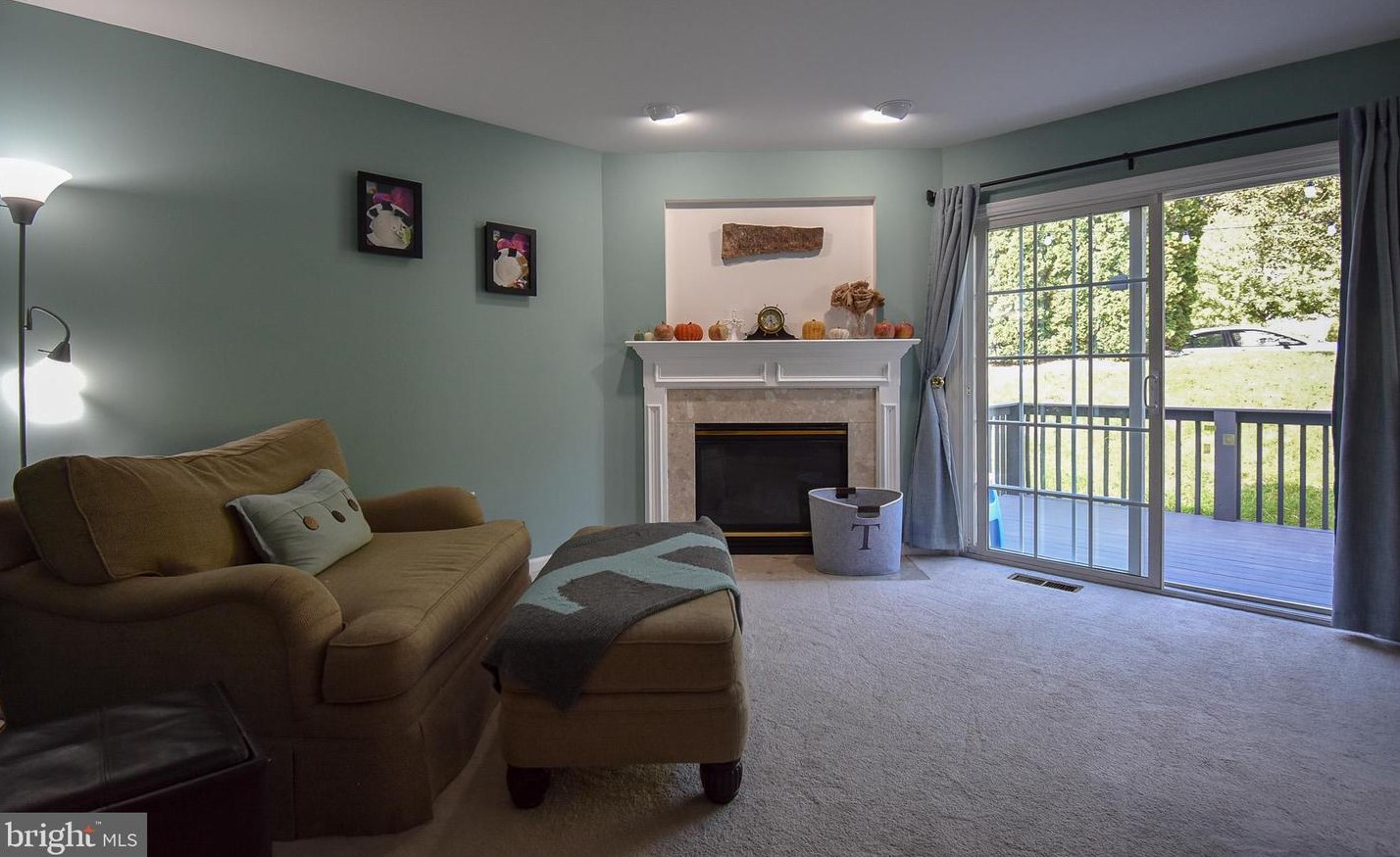 153 Waterford Ln, Reading PA 19606-9071 exterior