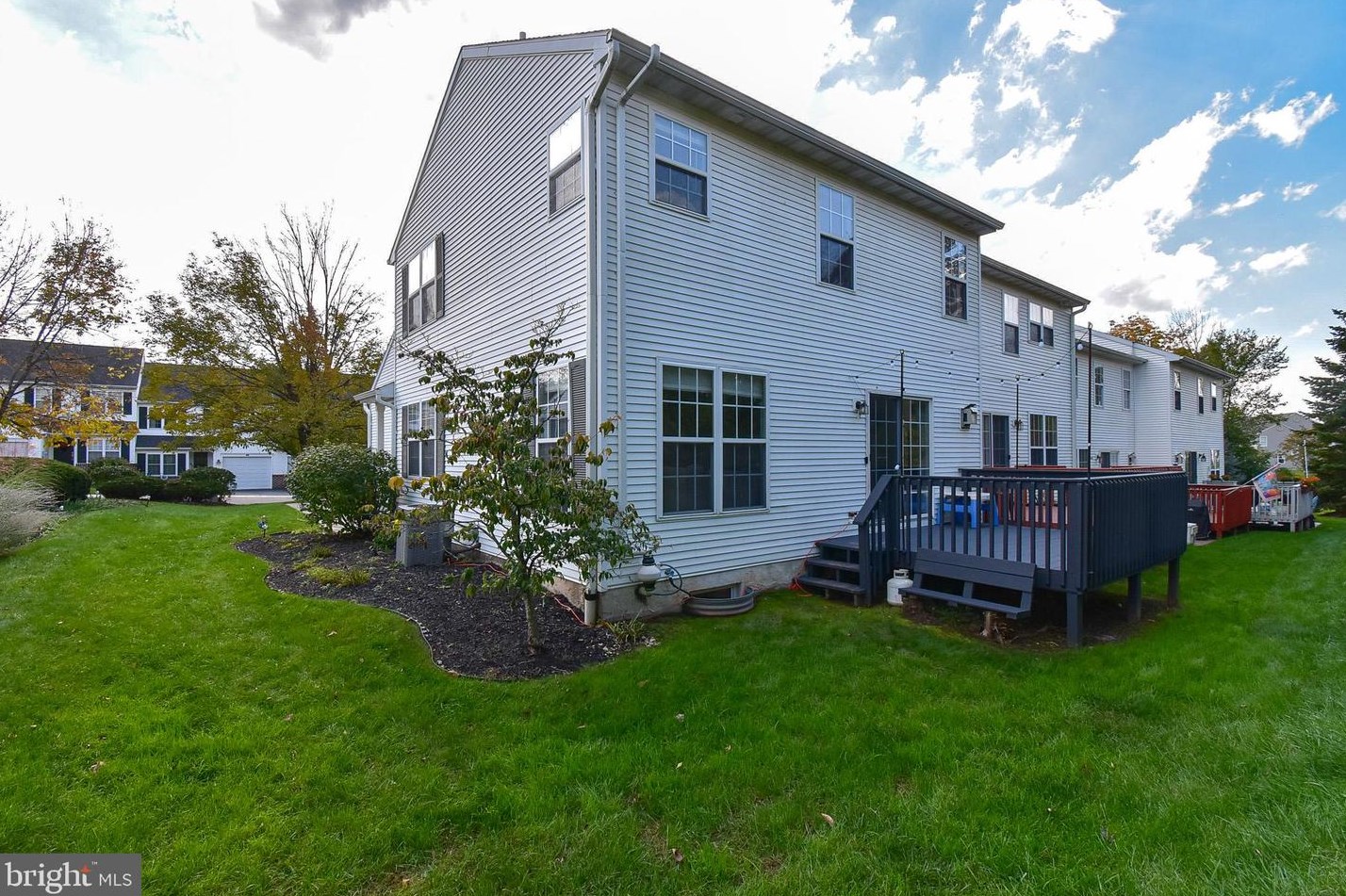 153 Waterford Ln, Reading PA 19606-9071 exterior