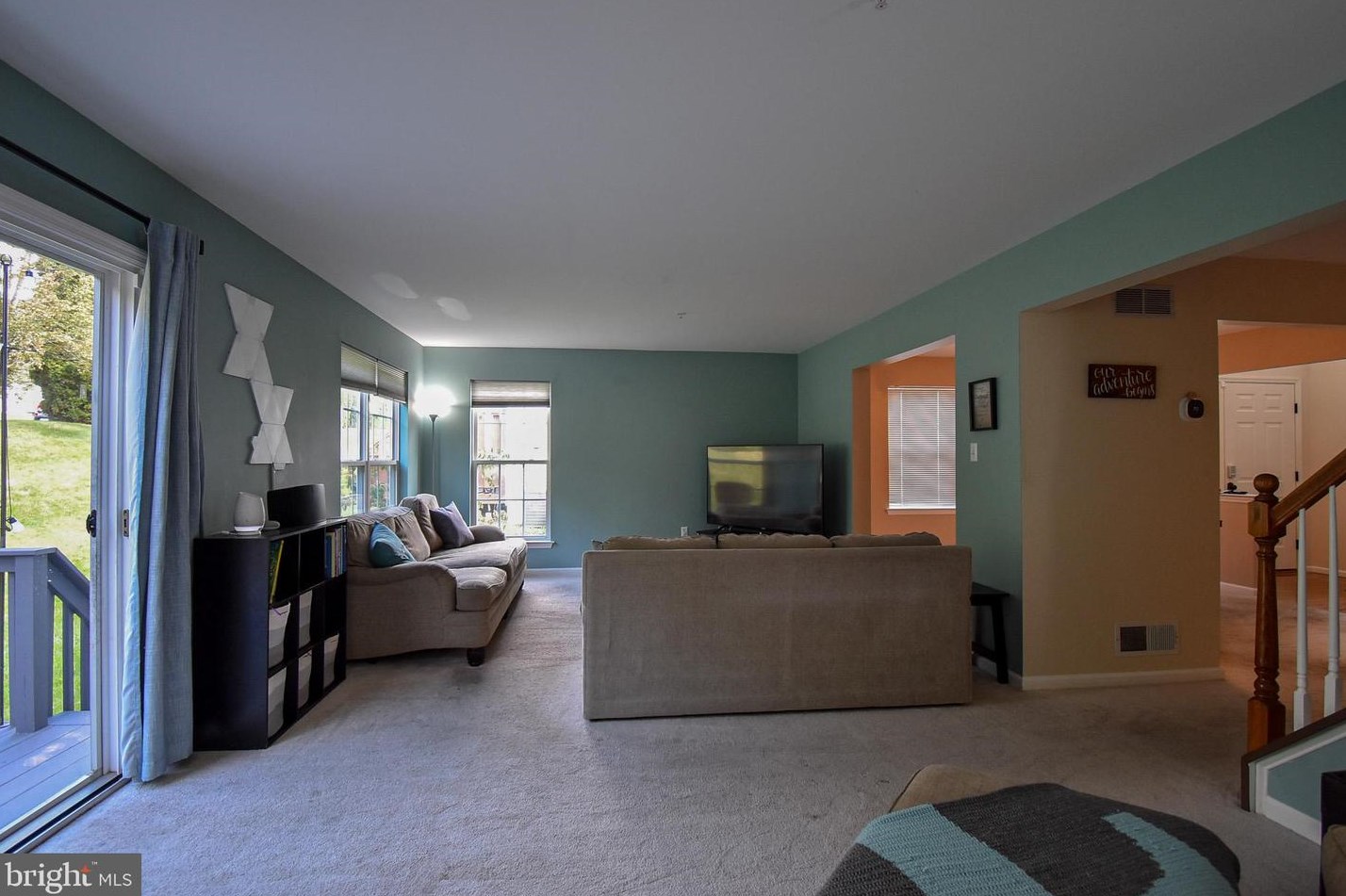 153 Waterford Ln, Reading PA 19606-9071 exterior