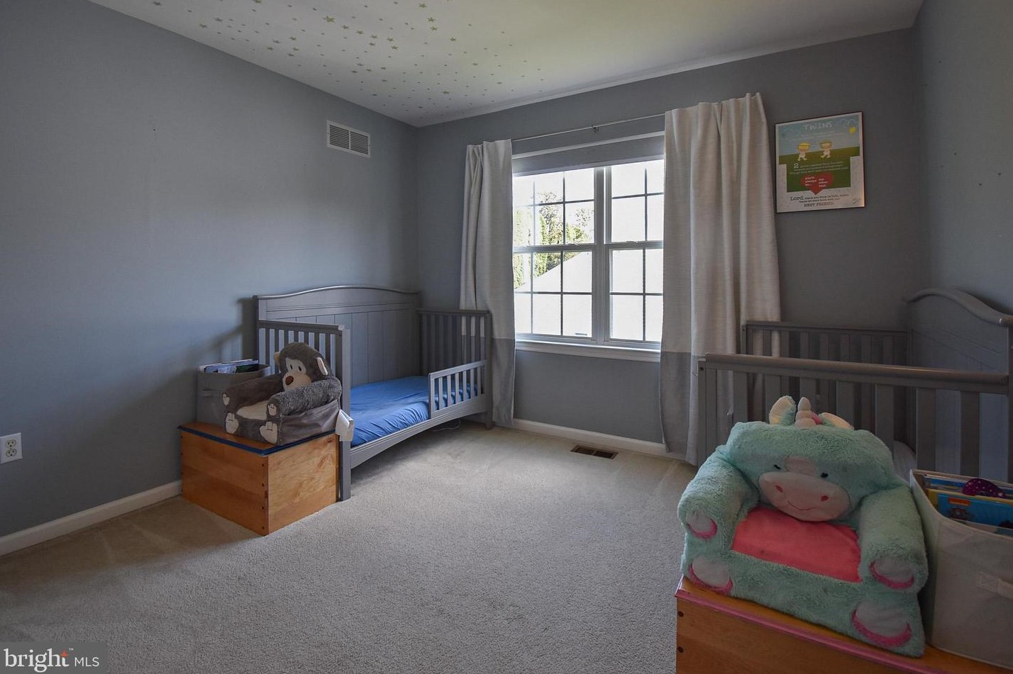 153 Waterford Ln, Reading PA 19606-9071 exterior