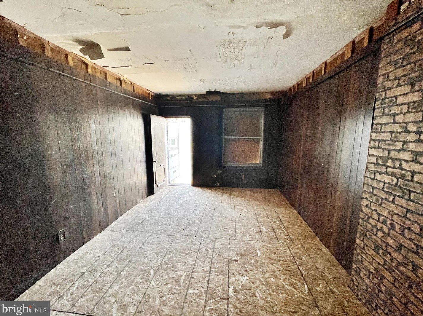 611 Eisenbrown St, Reading, PA 19601-2631