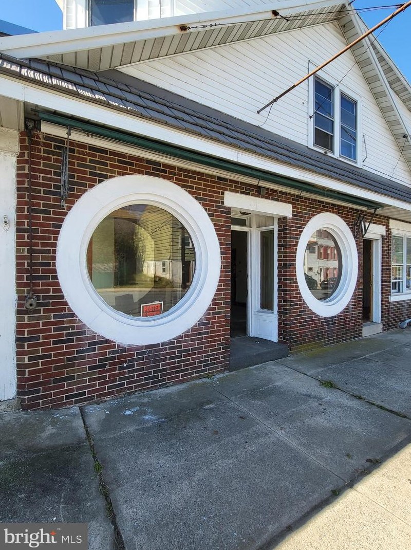 224 Port Clinton Ave, Moselem, PA 19526