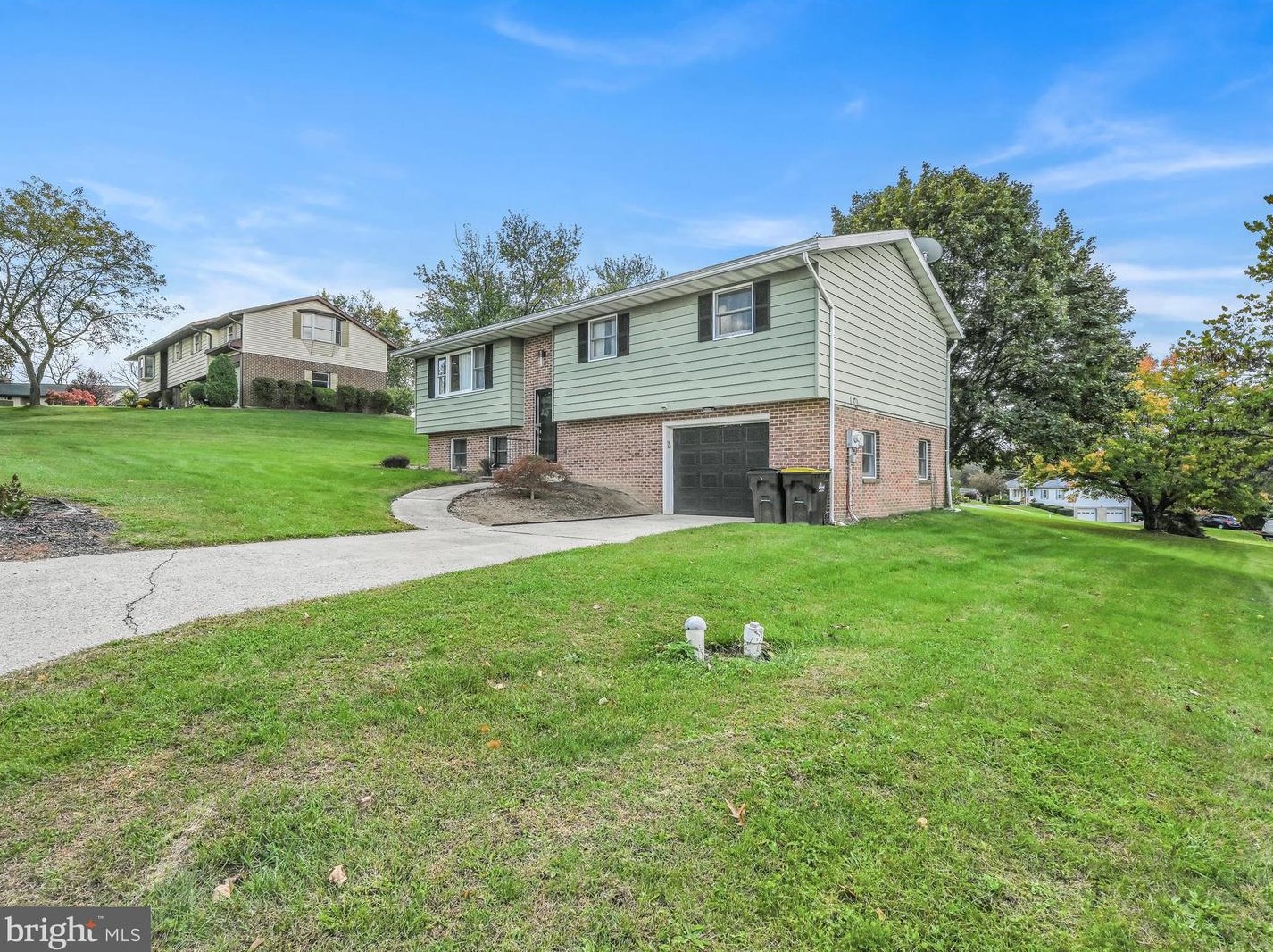 23 Lincoln Dr, Moselem, PA 19526
