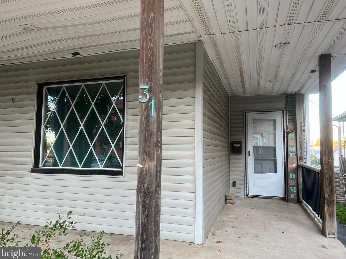 31 N 3rd St, Womelsdorf, PA 19567
