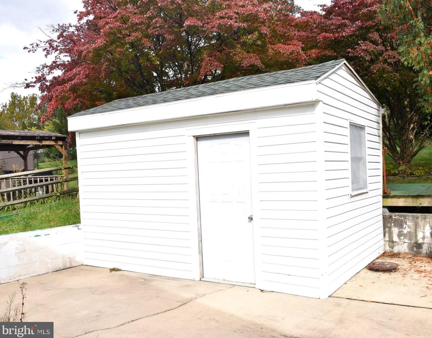 4425 Hill Terrace Dr, Reading PA  19608-9745 exterior