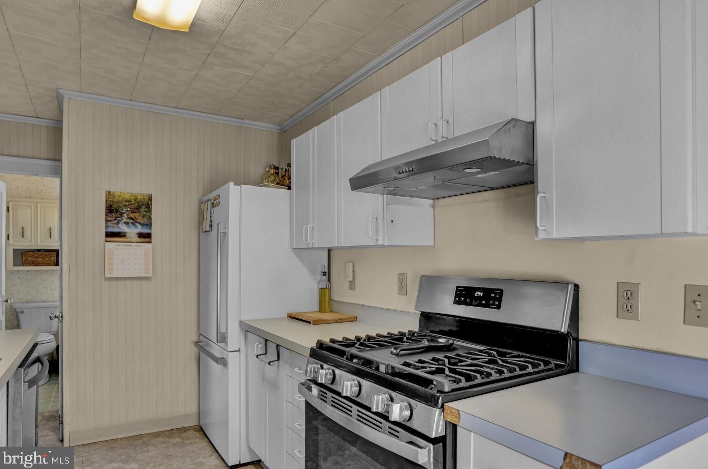 1831 Portland Ave, Reading PA  19609-2022 exterior