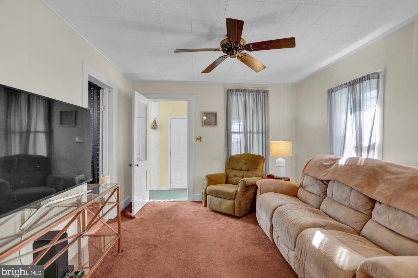 1831 Portland Ave, Reading PA  19609-2022 exterior