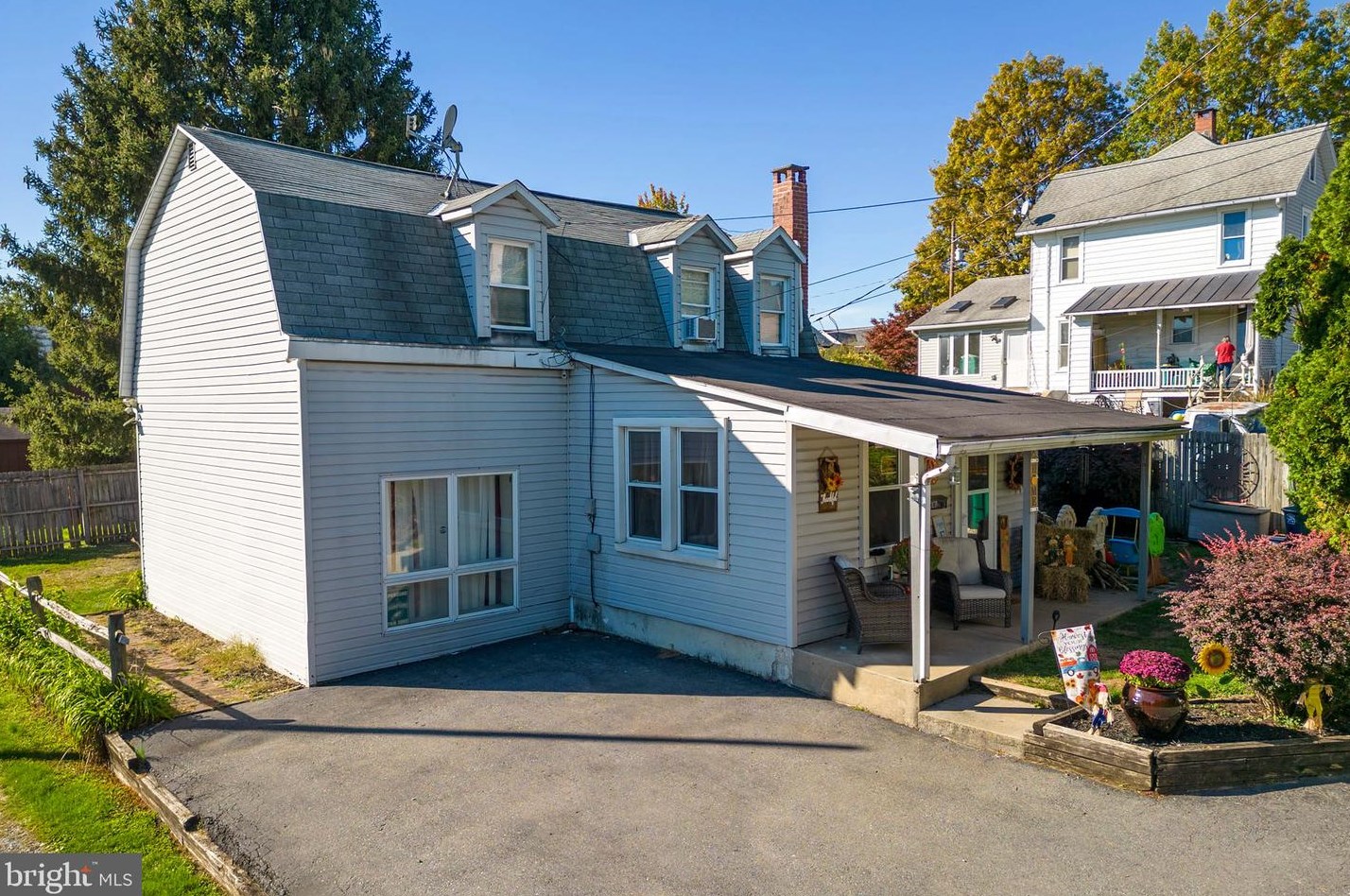 2114 Spring St, Reading, PA 19609