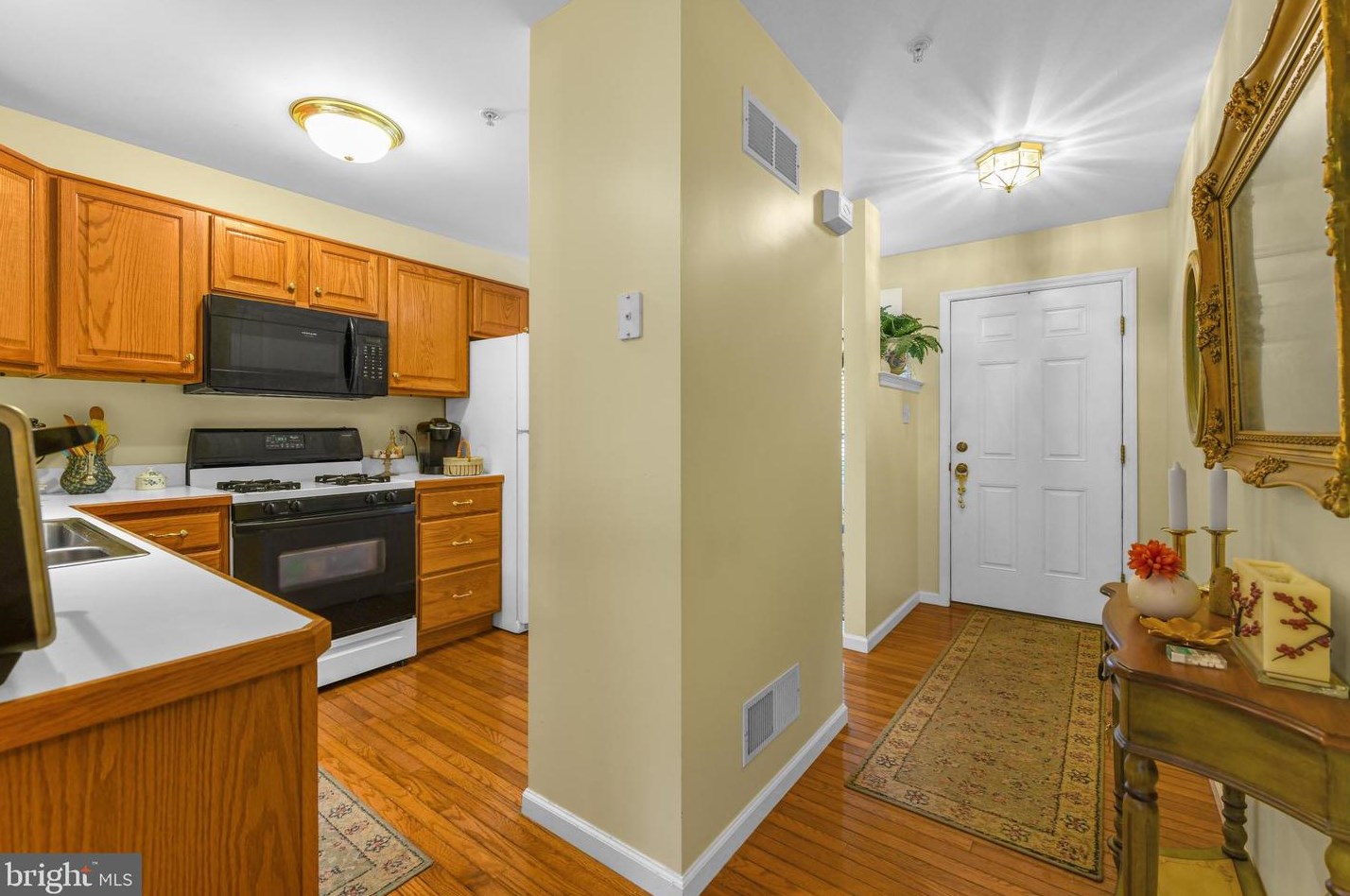168 Waterford Ln, Reading, PA 19606-9071